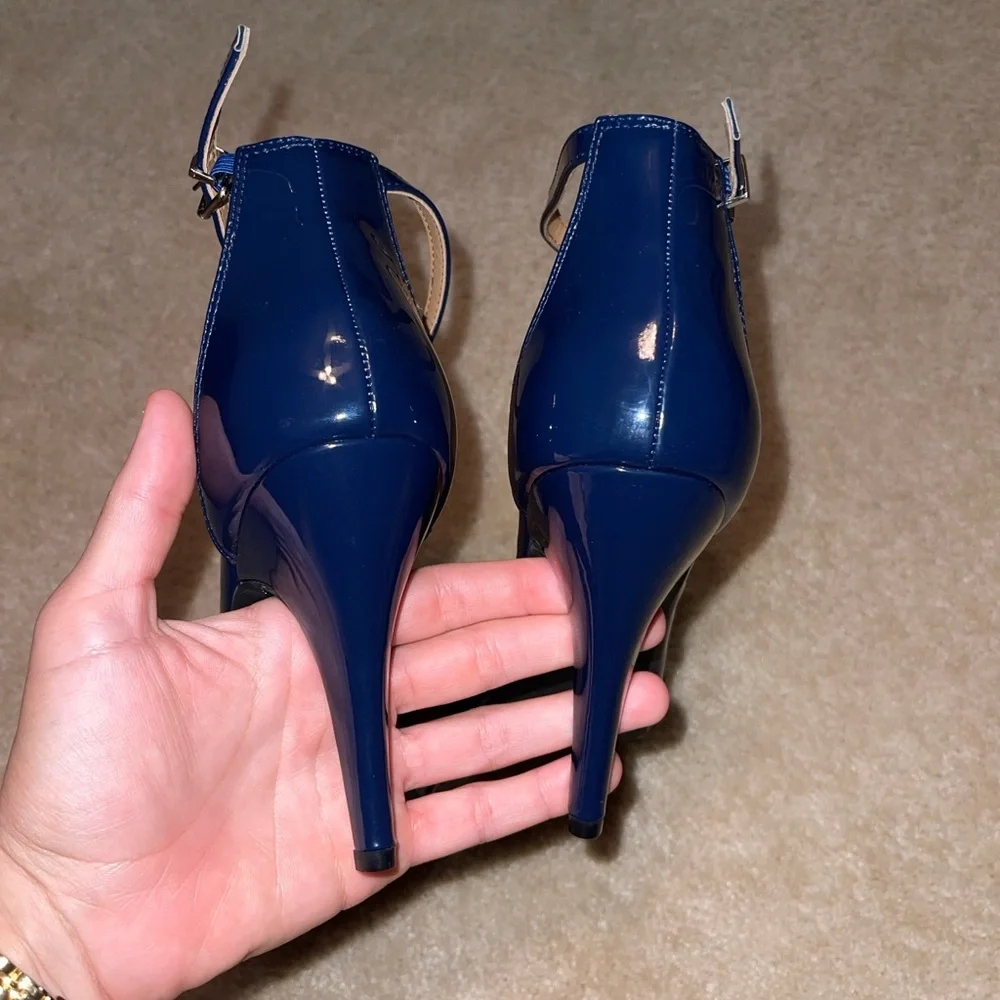 Elegant Women's Strappy Heels - Nude and Navy 10Wide
